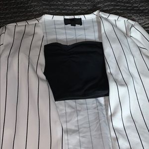 black crop top